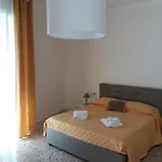 Conte Fiore Sanita' 아파트 *