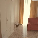 Conte Fiore Sanita' 아파트 *