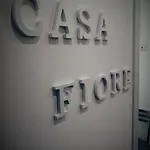 아파트 Conte Fiore Sanita' *