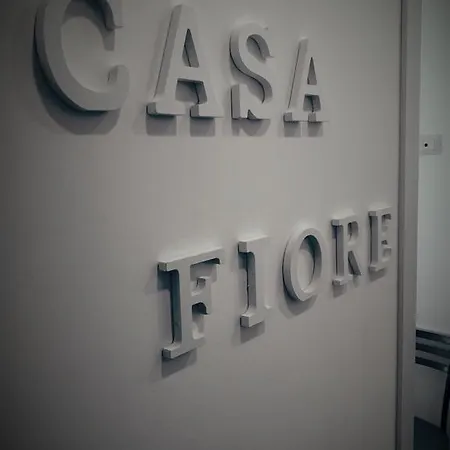 Lägenhet Suite Conte Fiore Sanita' *
